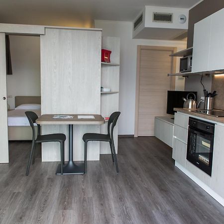 Residenza Luigina Apartment วาเรนนา ห้อง รูปภาพ