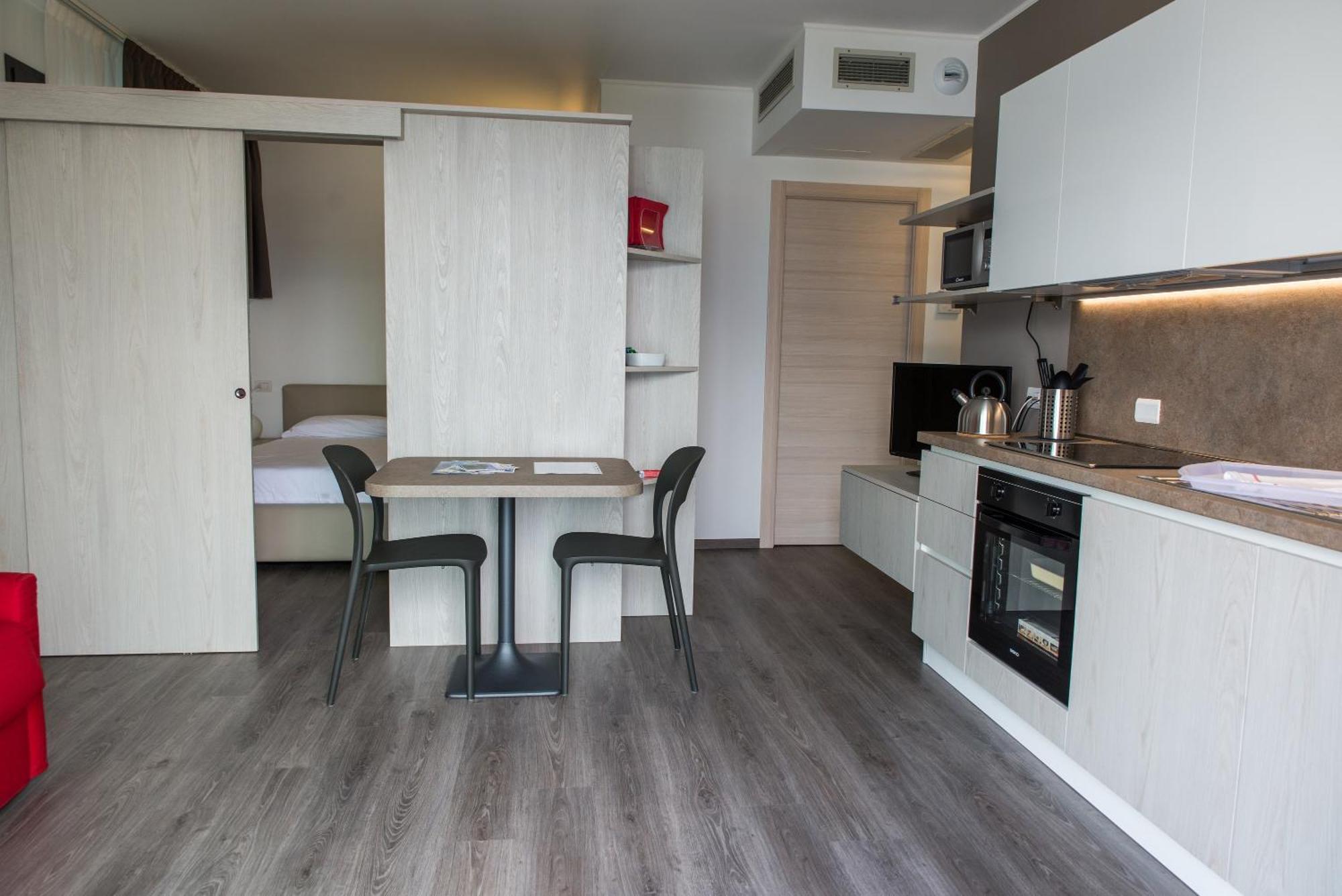 Residenza Luigina Apartment วาเรนนา ห้อง รูปภาพ