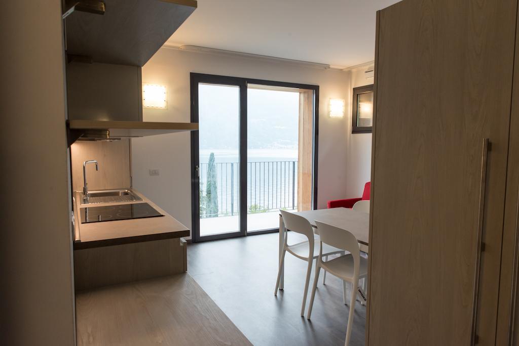 Residenza Luigina Apartment วาเรนนา ภายนอก รูปภาพ